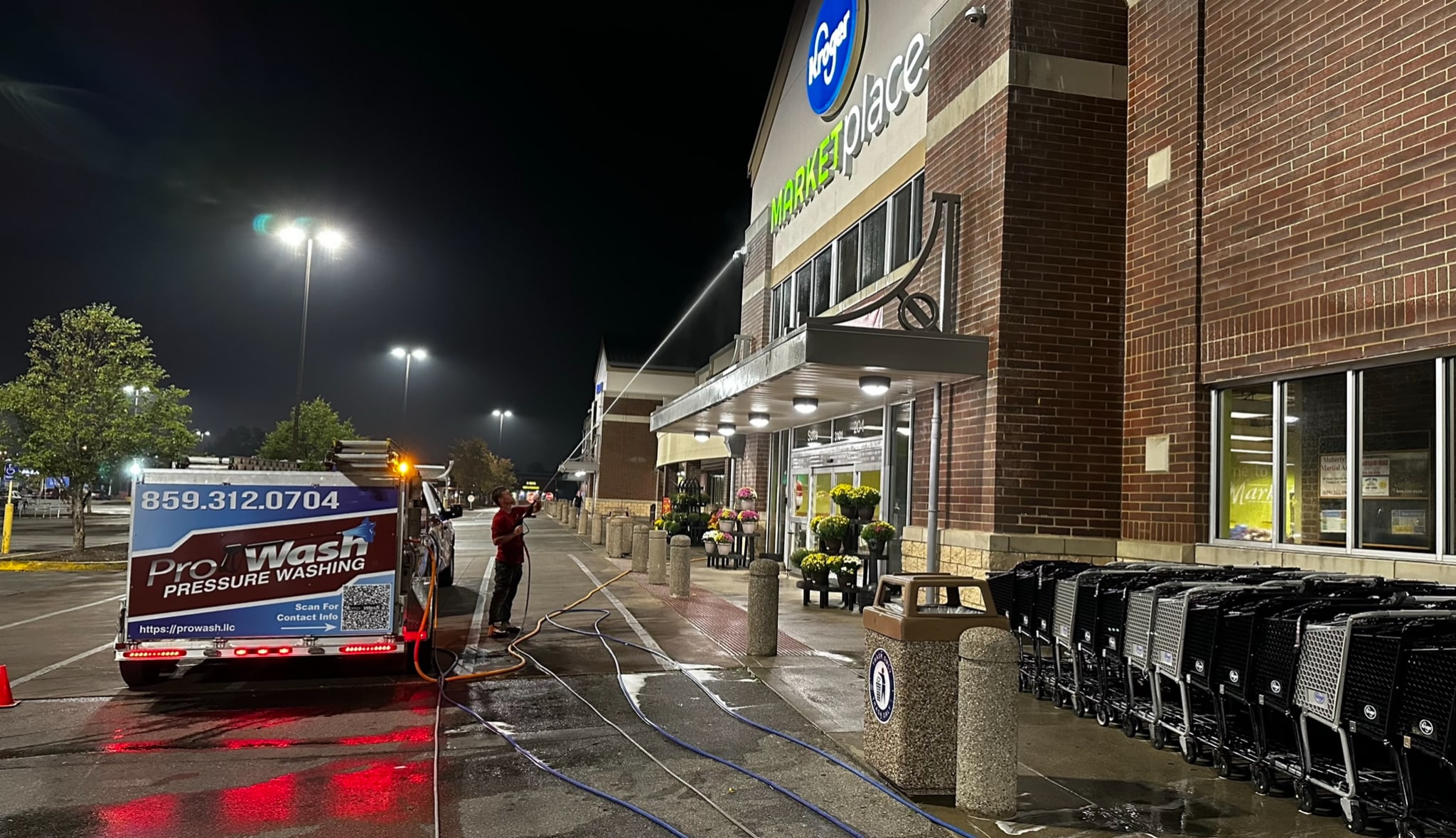 Commercial power washing Kroger's in Lexington